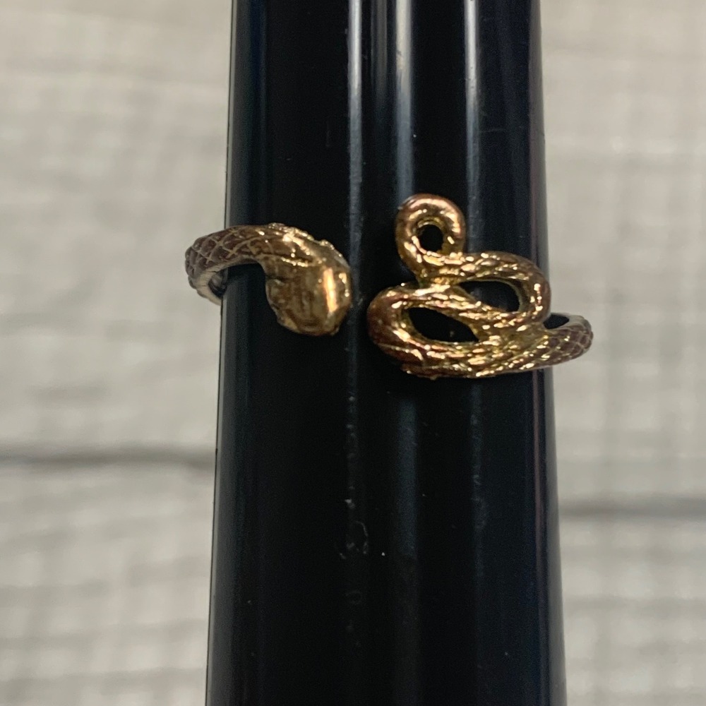 Gold Tone Snake Bypass Ring Textured Serpent Jewelry Size 9.5